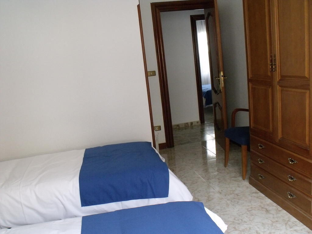 Pension Arroniz Esterno foto