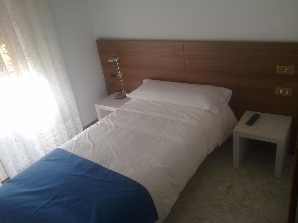 Pension Arroniz Esterno foto